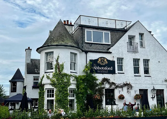 Abbotsford Hotel